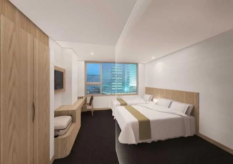 Golden Seoul Hotel 4*,