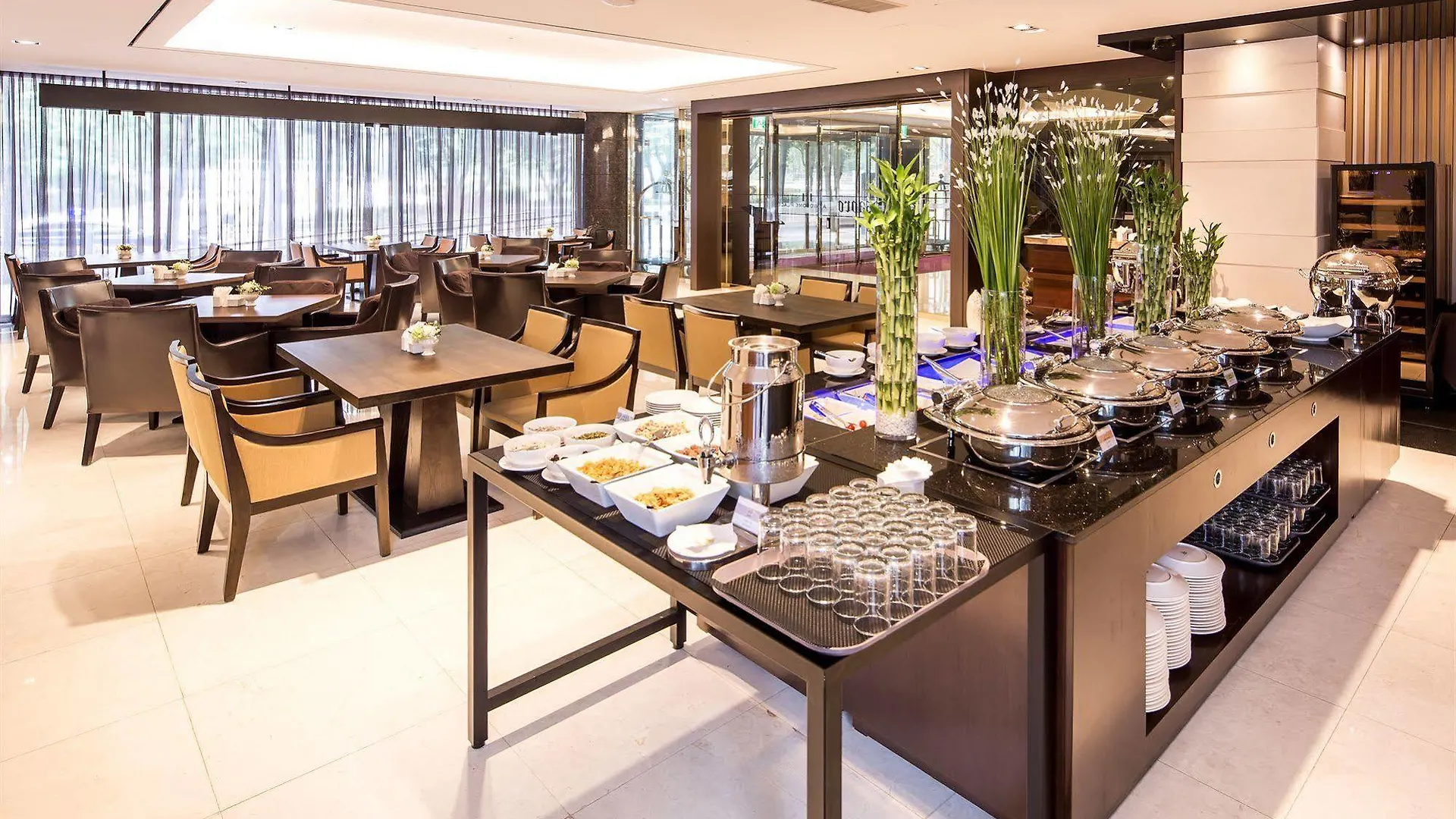 Golden Seoul Hotel 4*,