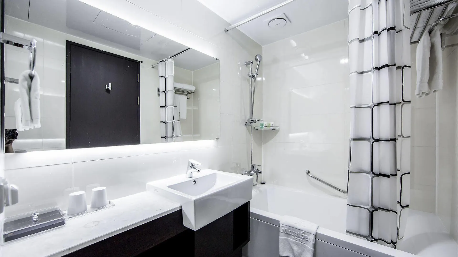 ****  Golden Seoul Hotel South Korea